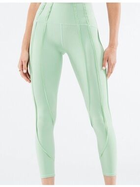 Fabletics Sage Mint Green 7/8 High Waisted Ultraluxe Contour Leggings